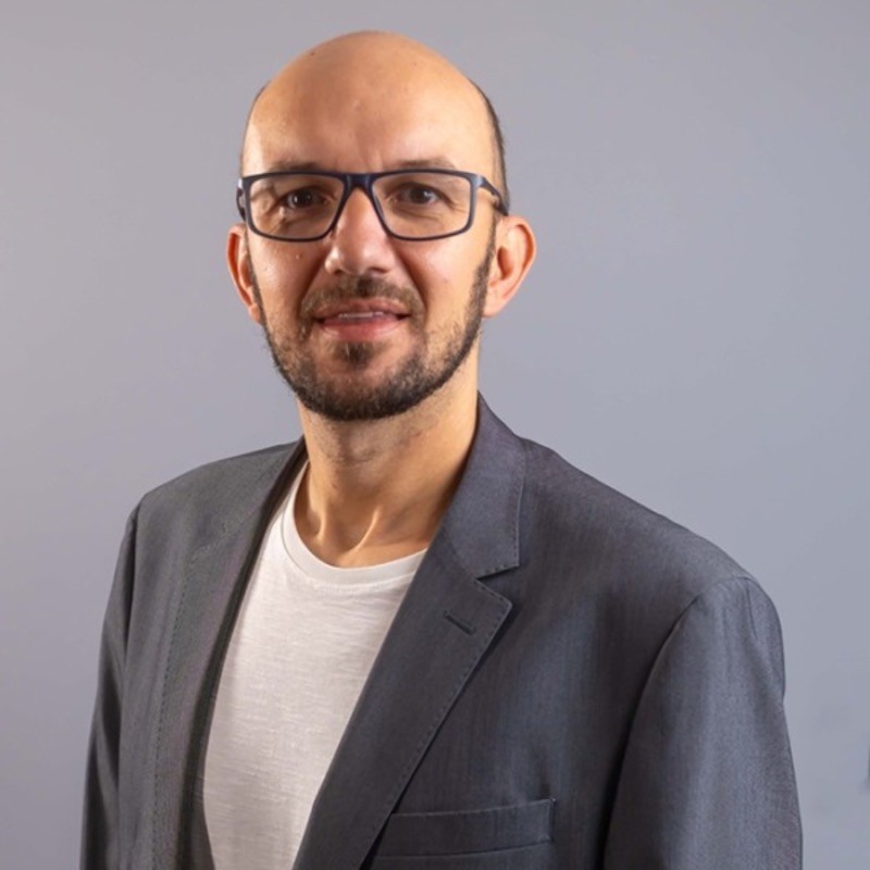 Prof. Rafael Gross